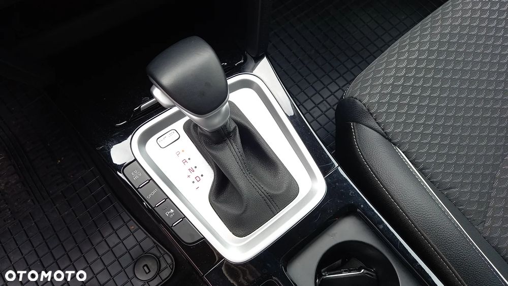 Kia XCeed 1.6 GDI PHEV L DCT - 15