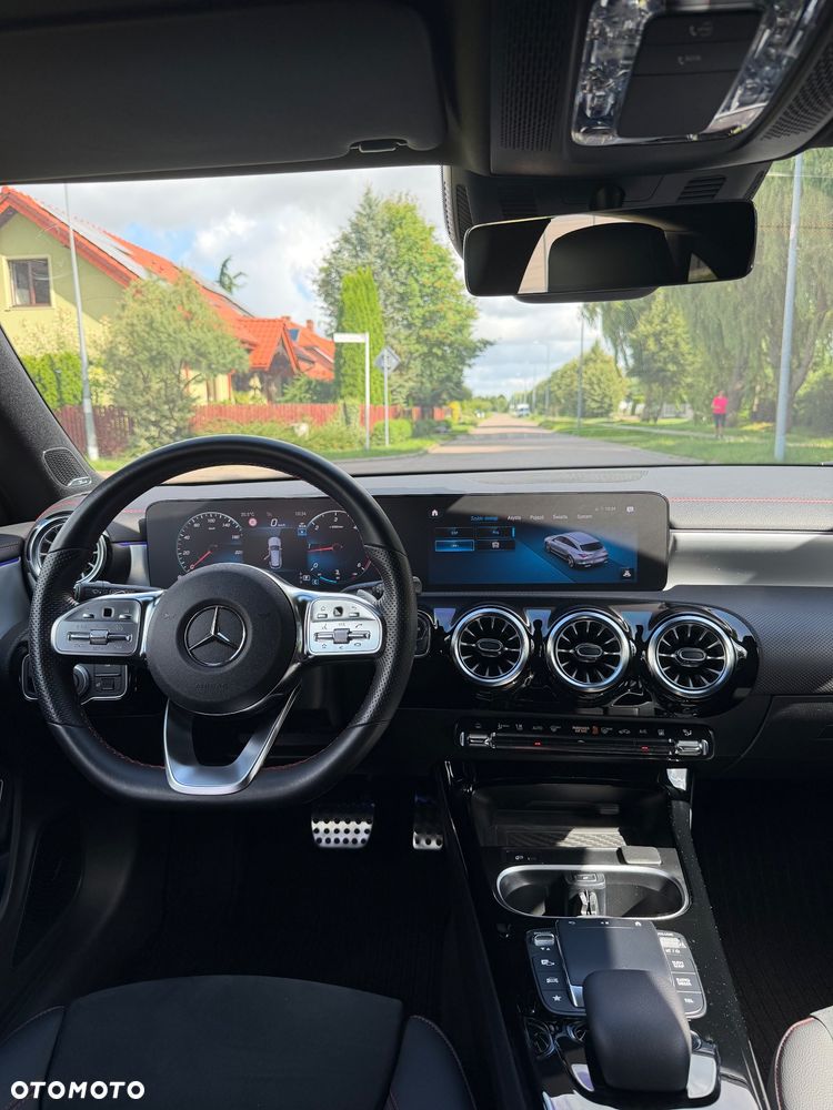 Mercedes-Benz CLA 200 d AMG Line 8G-DCT - 10