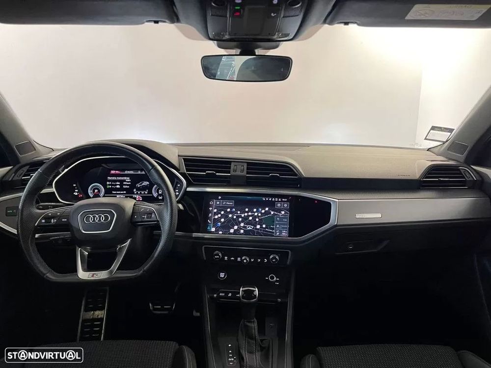 Audi Q3 45 TFSIe S line S tronic - 4