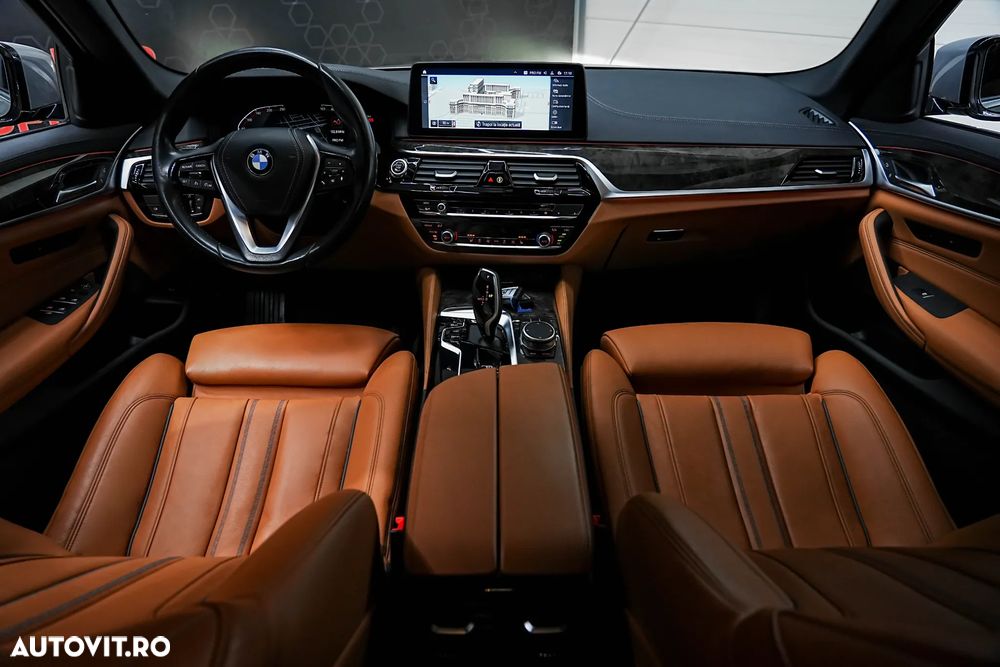 BMW Seria 5 530i Aut. Luxury Line - 3