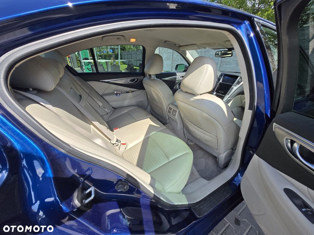 Infiniti Q50 2.0t Sport - 13