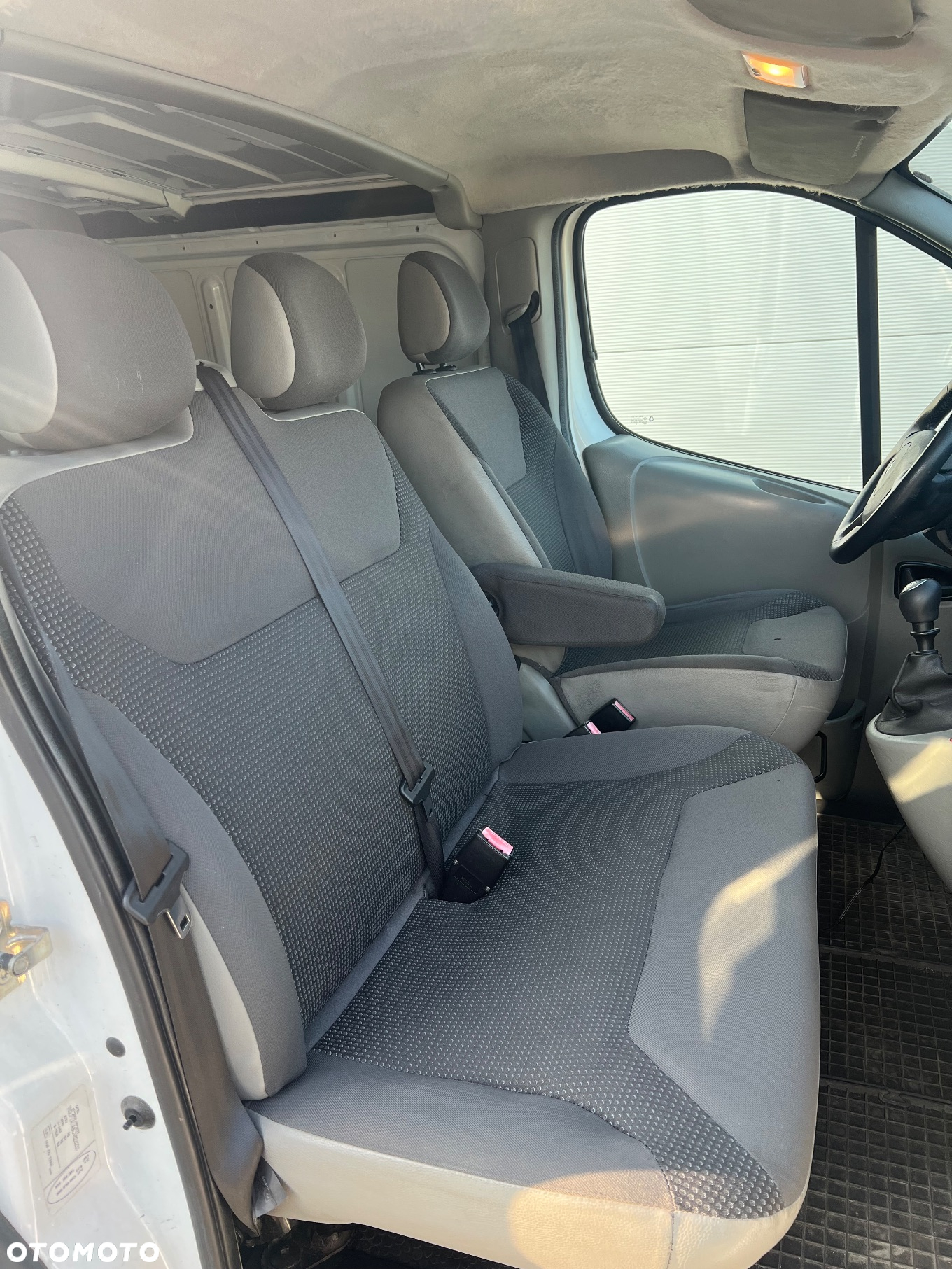 Opel Vivaro - 15
