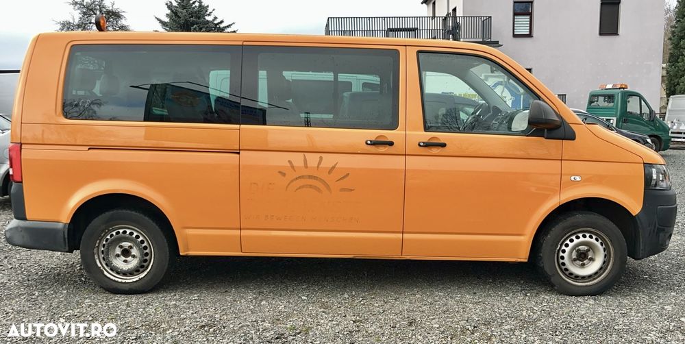 Volkswagen Caravelle - 15