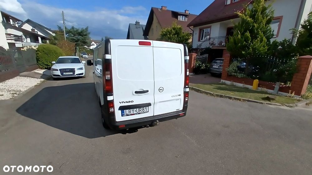 Opel Vivaro - 19