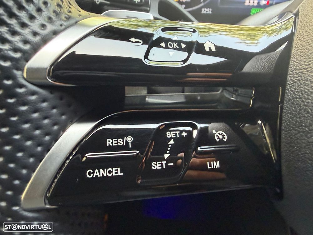 Mercedes-Benz C 300 e 9G-TRONIC Edition AMG Line - 29