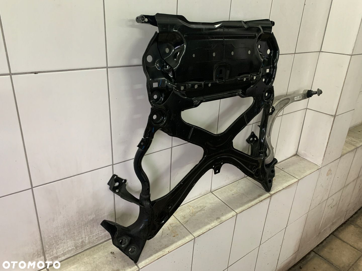 Wózek sanki wahacz przód AUDI A4 RS4 8W LIFT ideał - 9