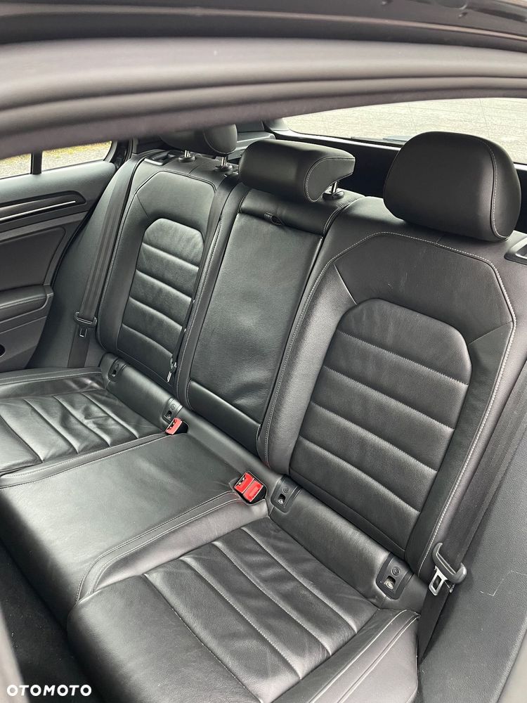 Volkswagen Golf VII 2.0 TSI BMT 4Mot R - 11