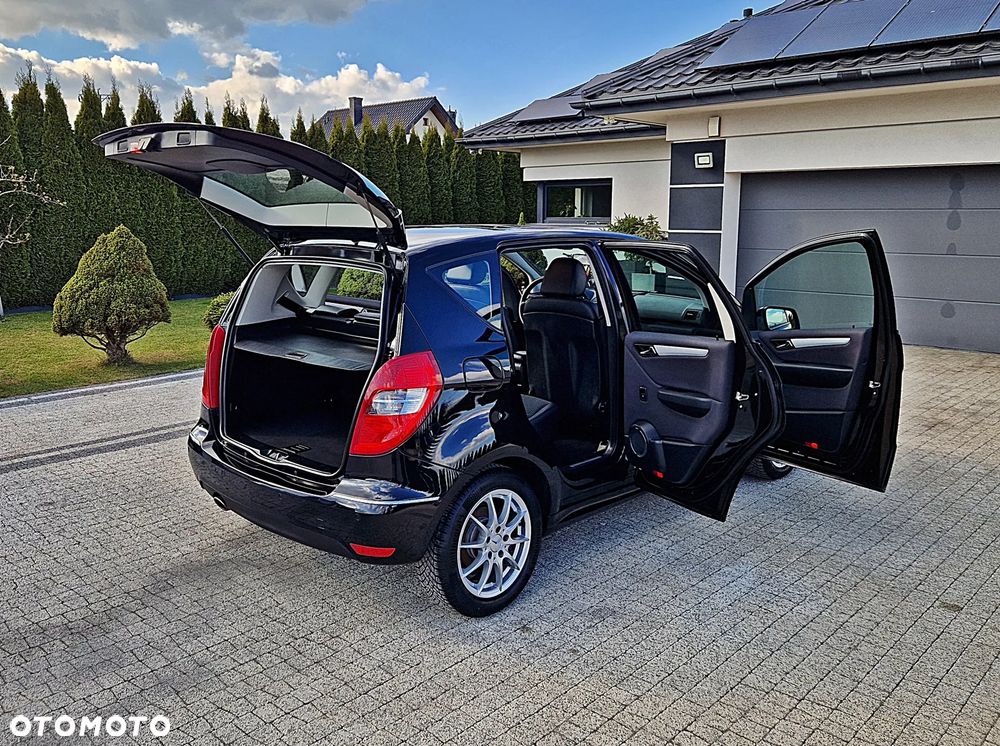 Mercedes-Benz Klasa A 150 Avantgarde Edition 10 - 14