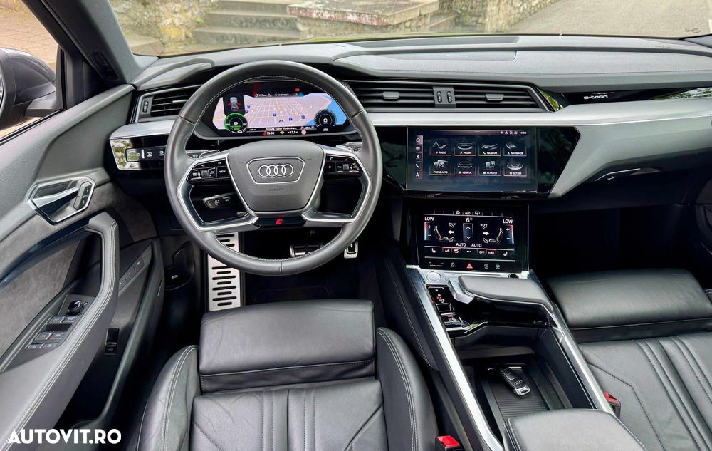Audi e-tron 50 quattro S line - 10