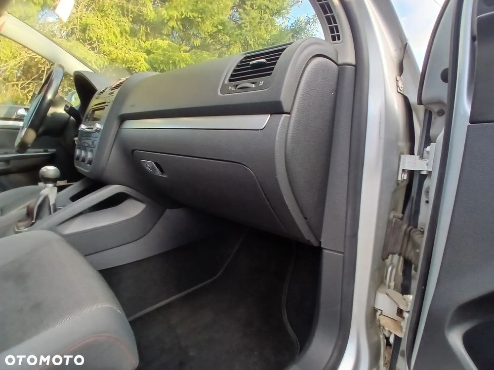 Volkswagen Golf 1.9 TDI Goal - 8