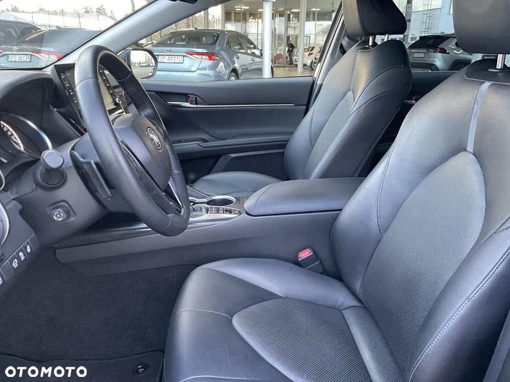 Toyota Camry 2.5 Hybrid Executive CVT - 4