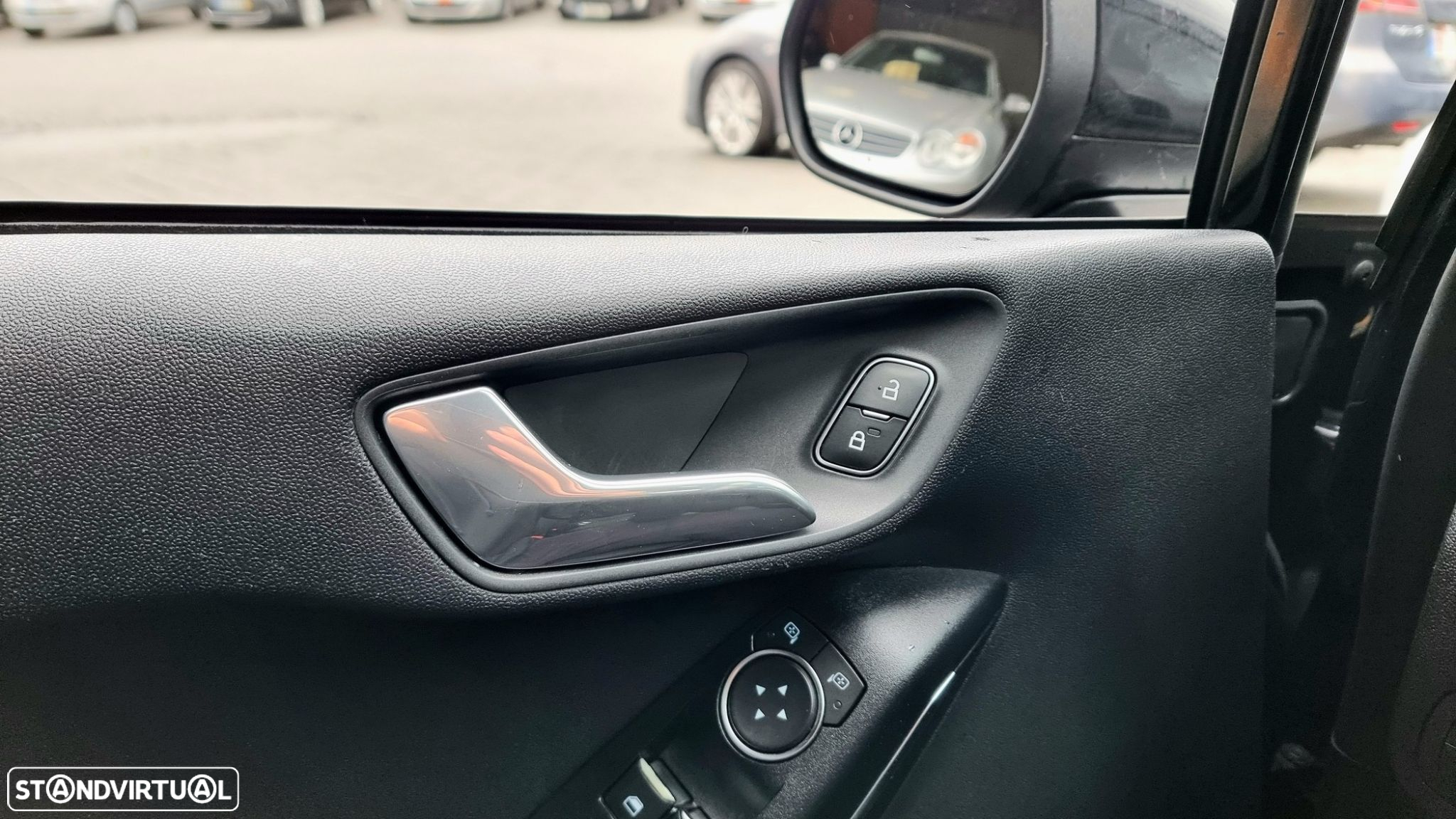 Ford Fiesta 1.0 EcoBoost ST-Line - 25