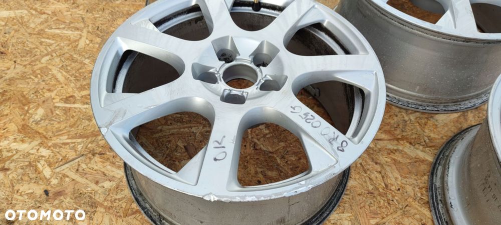 FELGA FELGI AUDI A4 A5 Q5 8J R17 ET39 8R0601025G - 6