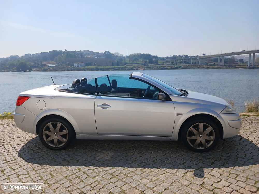 Renault Mégane CC 1.5 dCi Extreme - 23