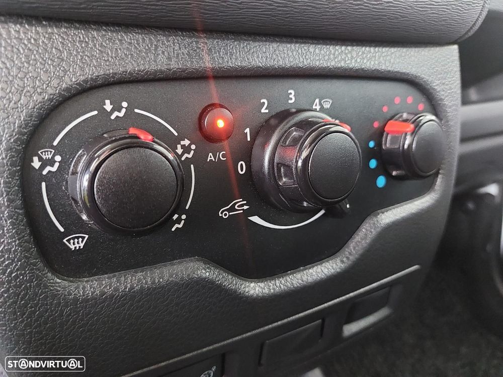 Dacia Dokker Work edition 1.5 DCI - IVA Dedutível - 31