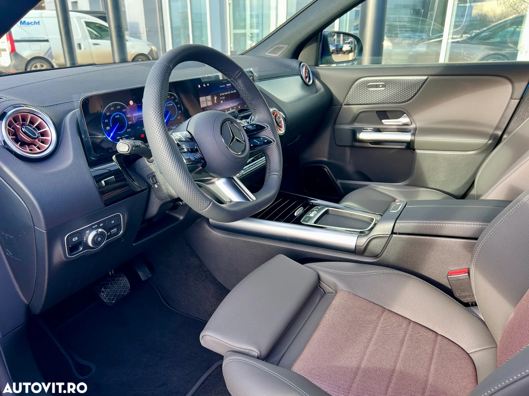 Mercedes-Benz EQA 250+ - 10