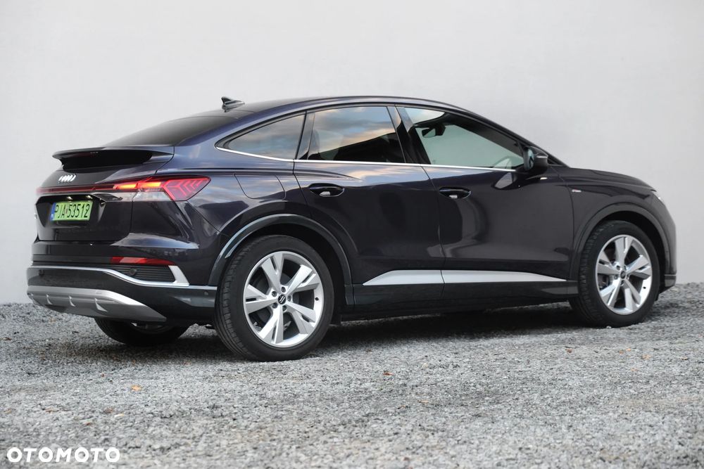 Audi Q4 Sportback e-tron - 4