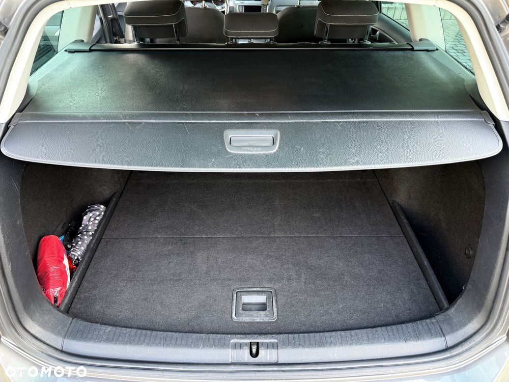 Volkswagen Golf 1.6 TDI BlueMotion Technology Lounge - 14
