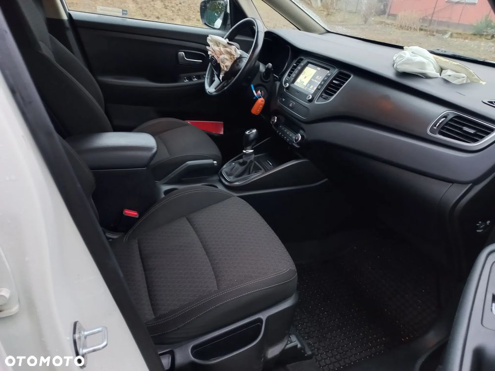 Kia Carens 1.6 GDI Business Line EU6 - 20
