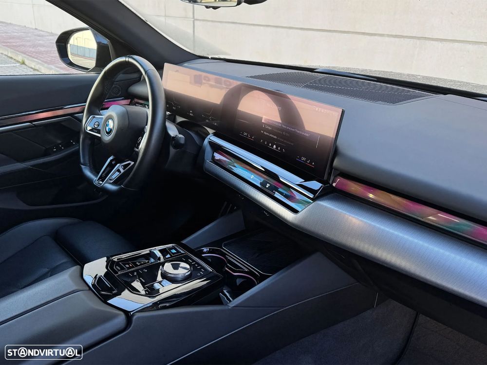 BMW i5 eDrive40 Pack Desportivo M - 8