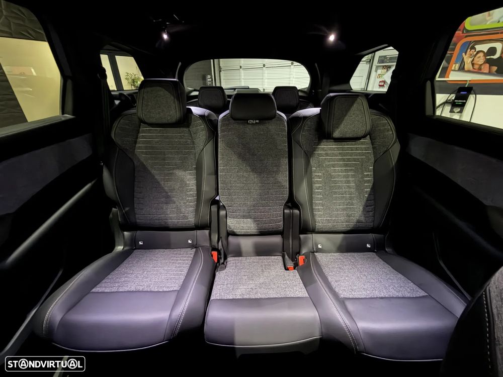 Peugeot 5008 1.2 Hybrid Allure e-DCS6 - 8