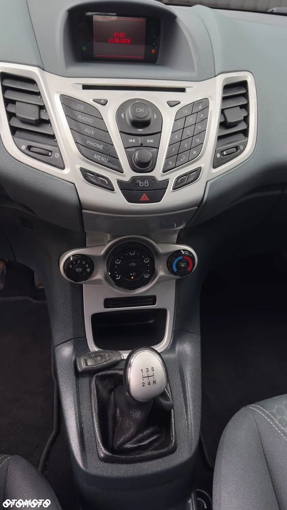 Ford Fiesta - 17