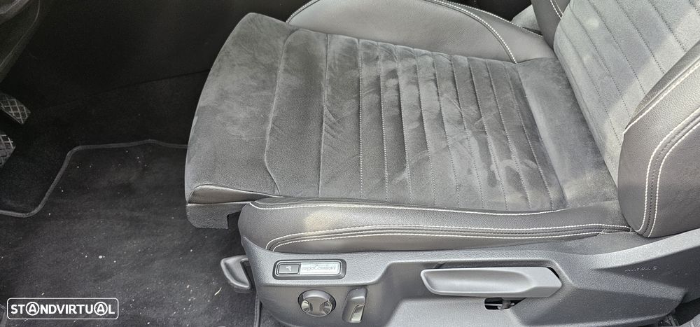 VW Passat Variant - 33
