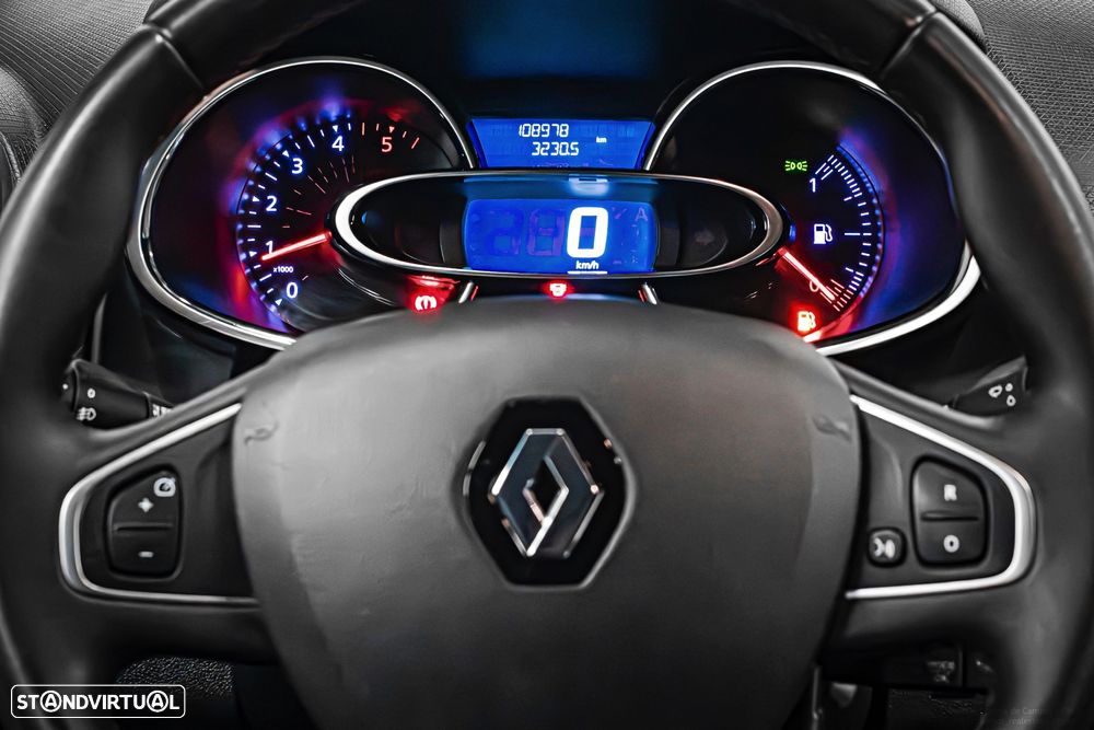 Renault Clio 1.5 dCi Limited EDition - 16