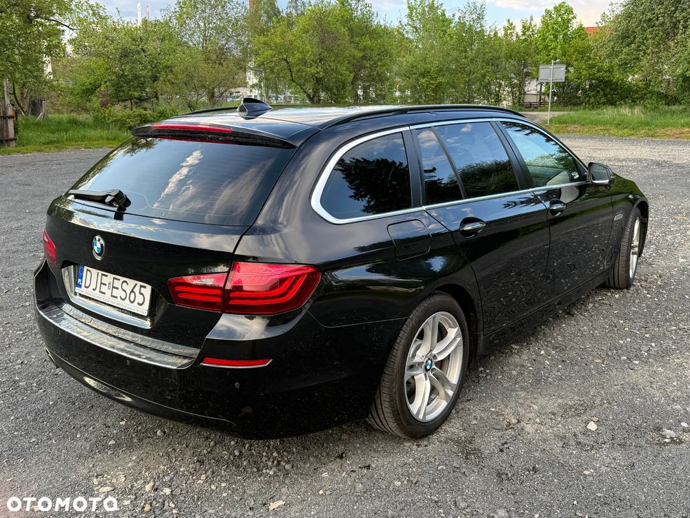 BMW Seria 5 525d xDrive Sport-Aut - 4