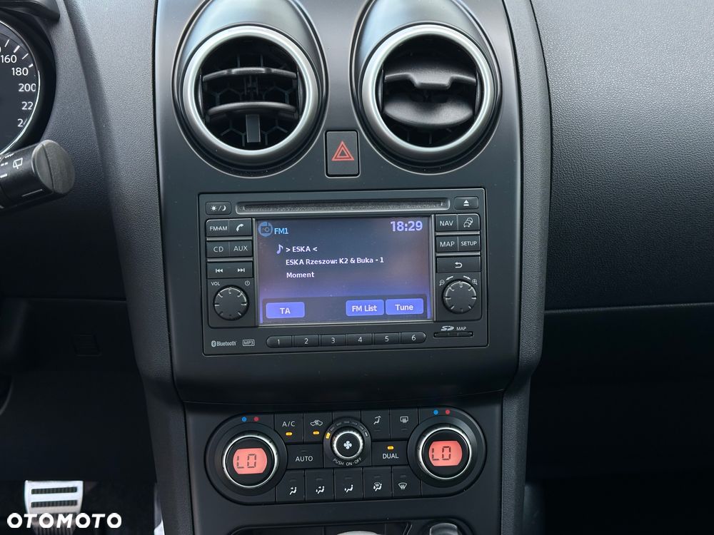 Nissan Qashqai 1.6 I-Way - 24