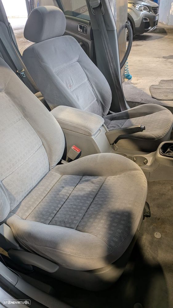 VW Passat Variant 1.9 TDi - 8