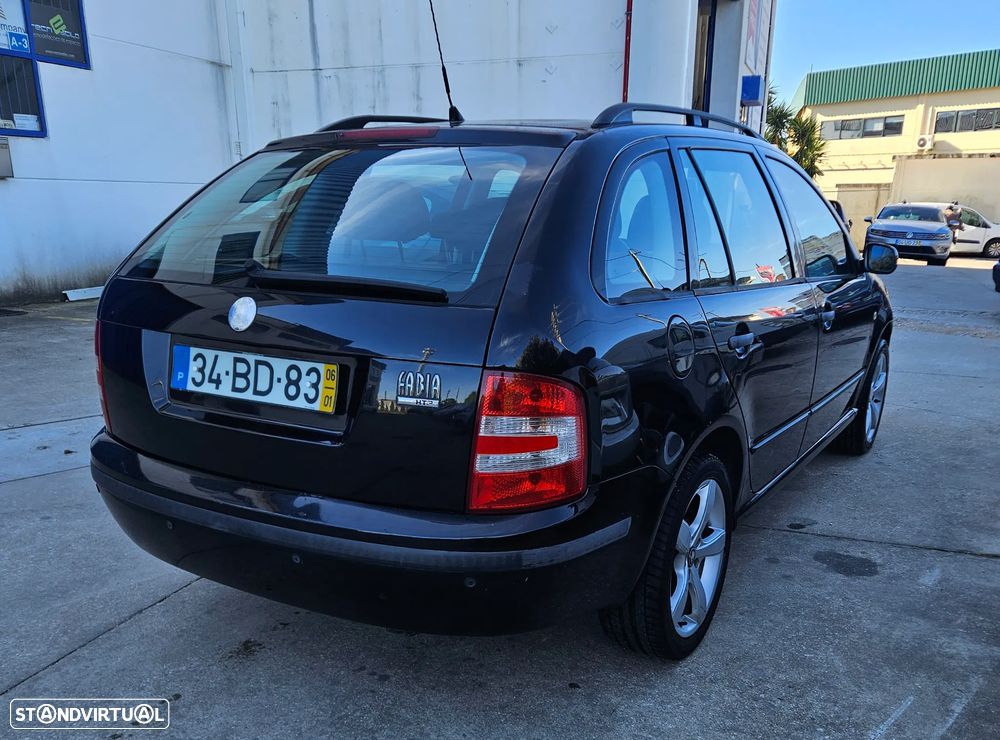 Skoda Fabia Break 1.4 Ambiente - 3