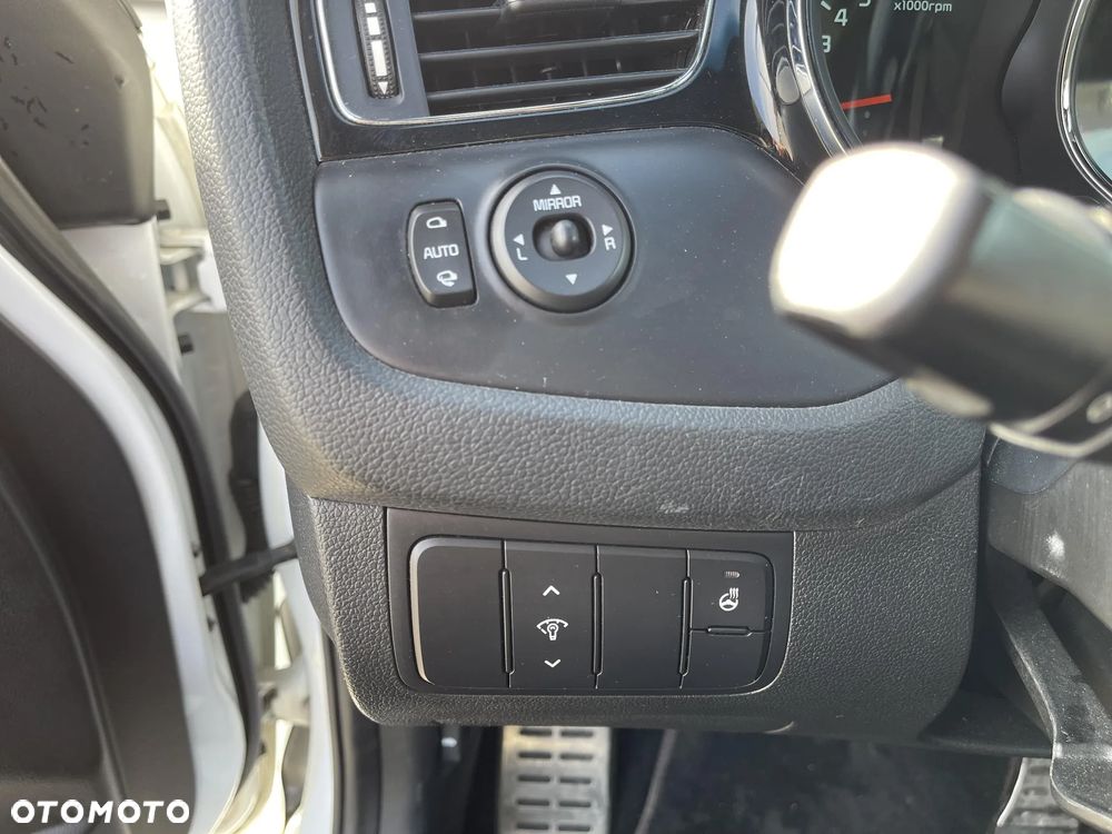 Kia Ceed 1.6 T-GDI GT - 22