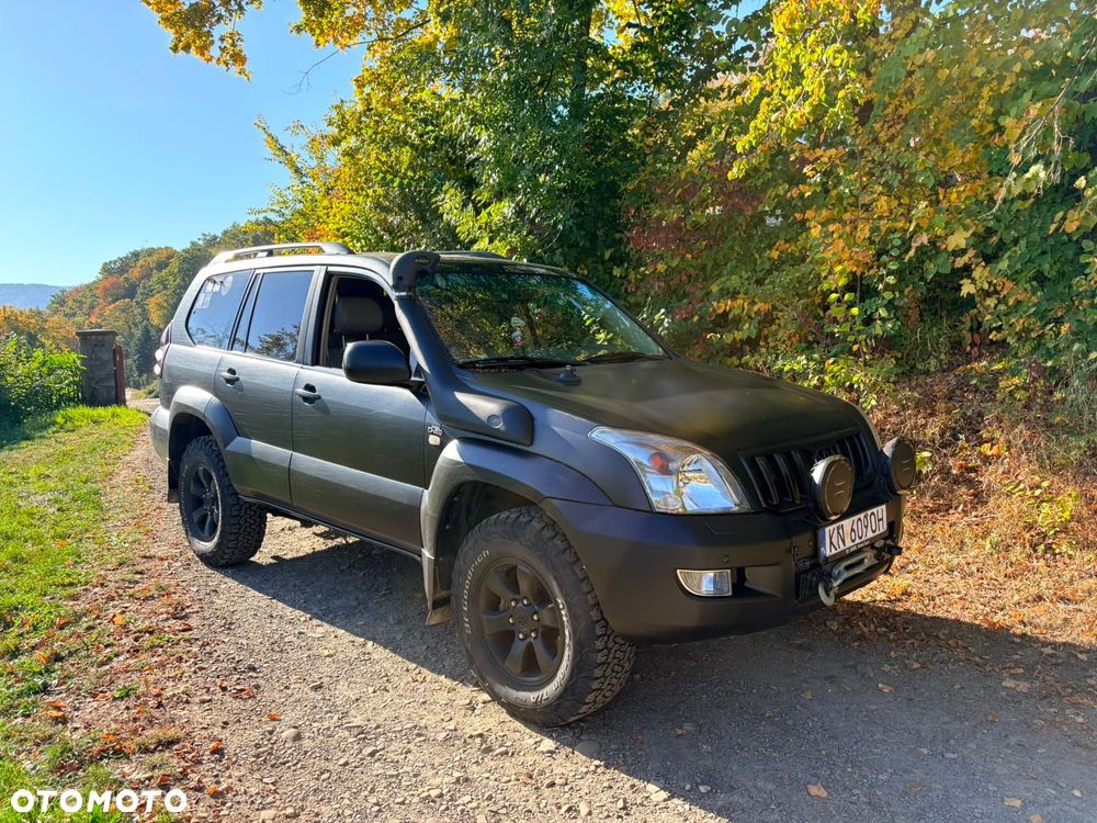 Toyota Land Cruiser 2009 photo 2