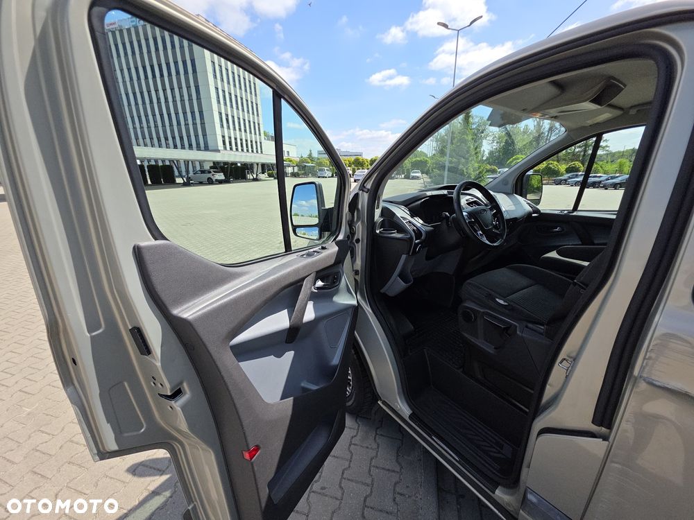 Ford Transit 350L Trend FWD - 20