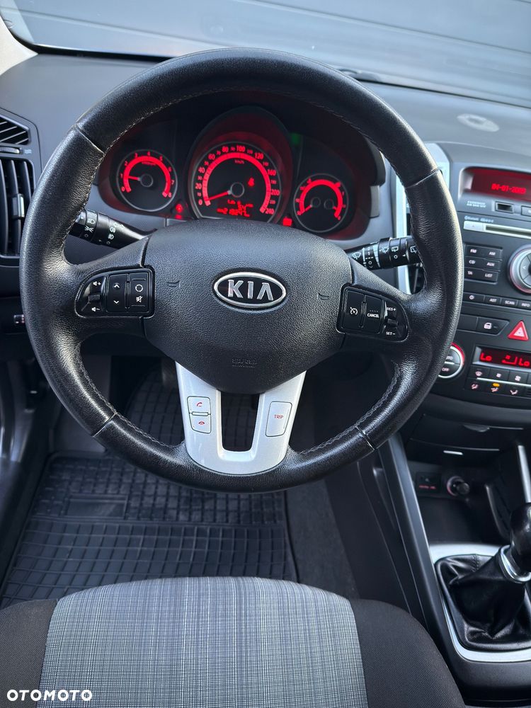 Kia Ceed 1.6 M Euro2012 - 23