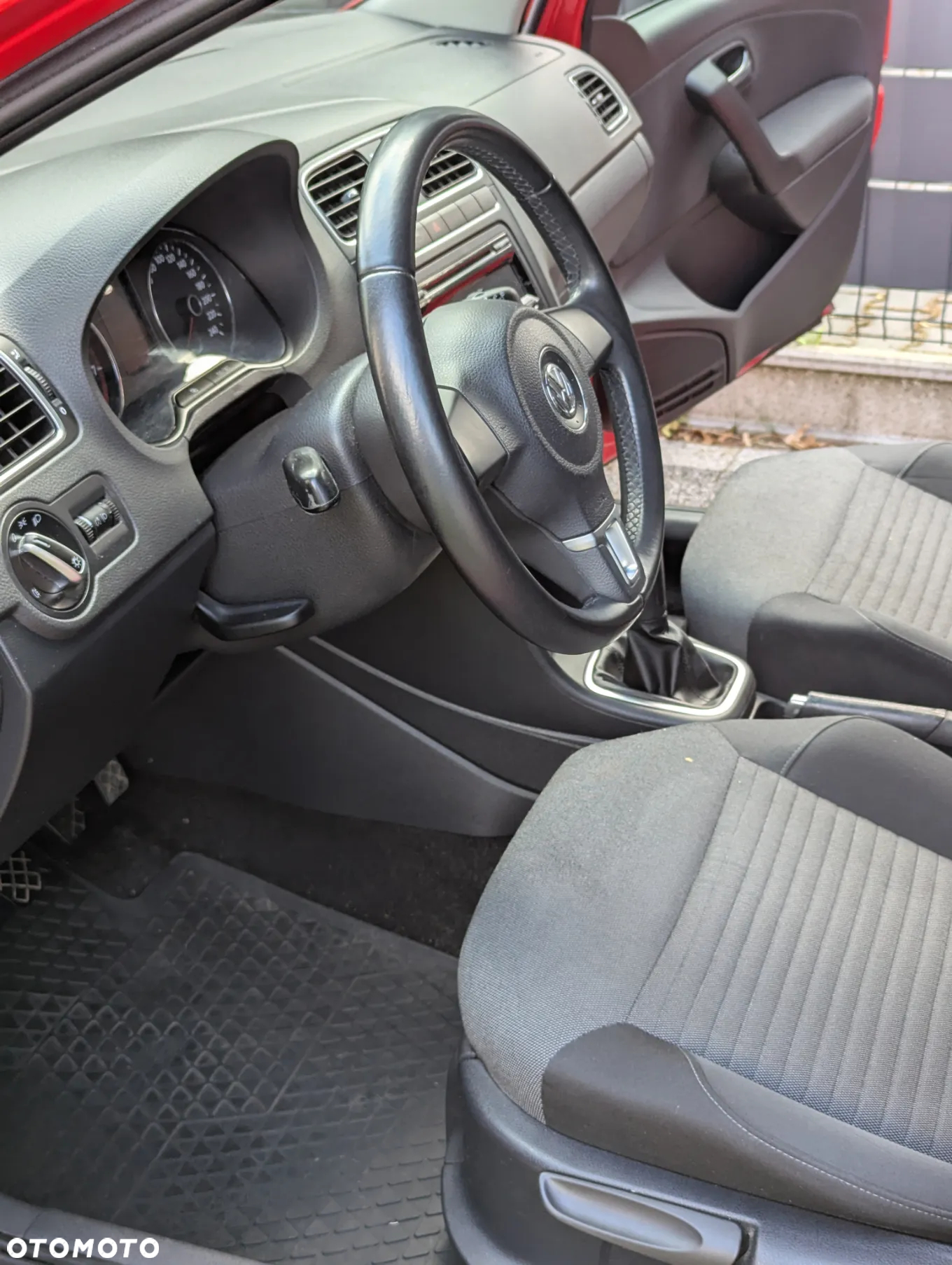 Volkswagen Polo 1.4 16V Comfortline - 12