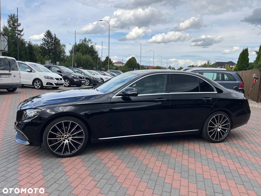 Mercedes-Benz Klasa E 200 d 9G-TRONIC - 11