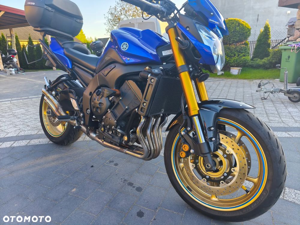 Yamaha FZ - 8