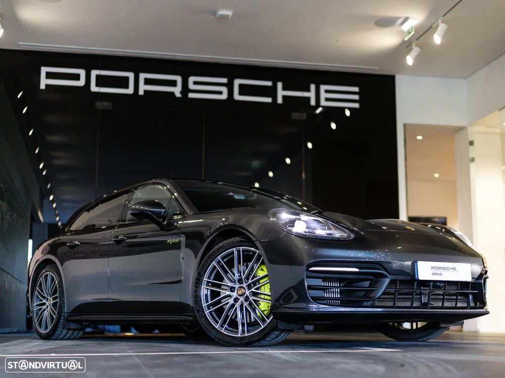 Porsche Panamera Sport Turismo 4 E-Hybrid Platinum Edition - 16