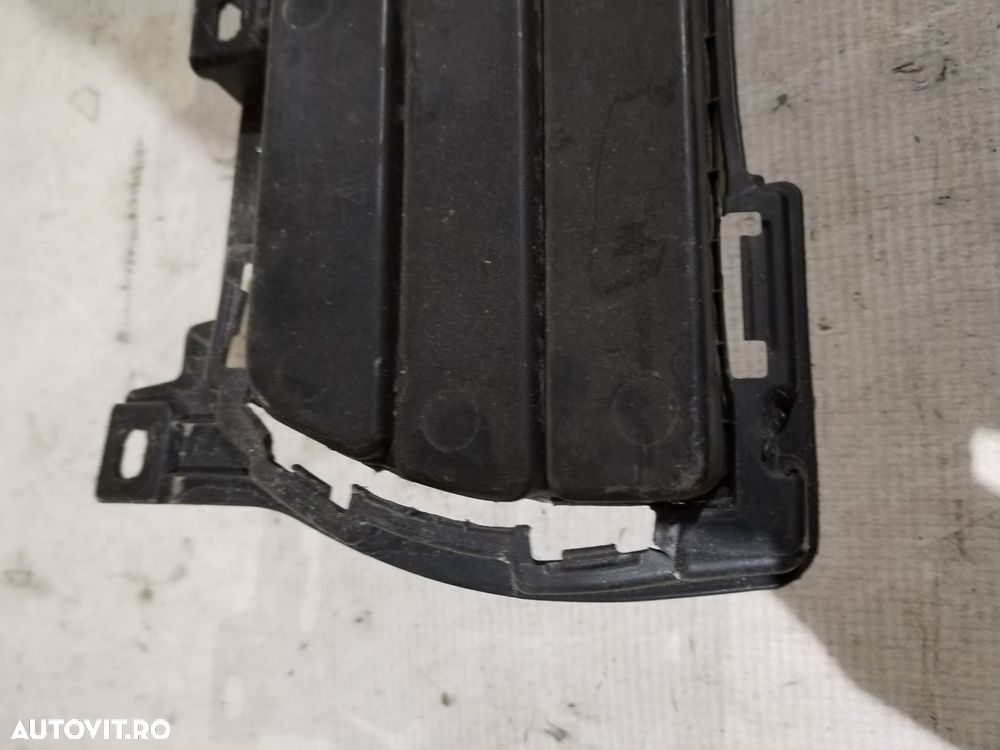 Grila inferioara bara fata, Kia Sportage, 2018, 2019, 2020, 2021, cod origine OE 86569-F1500. - 2