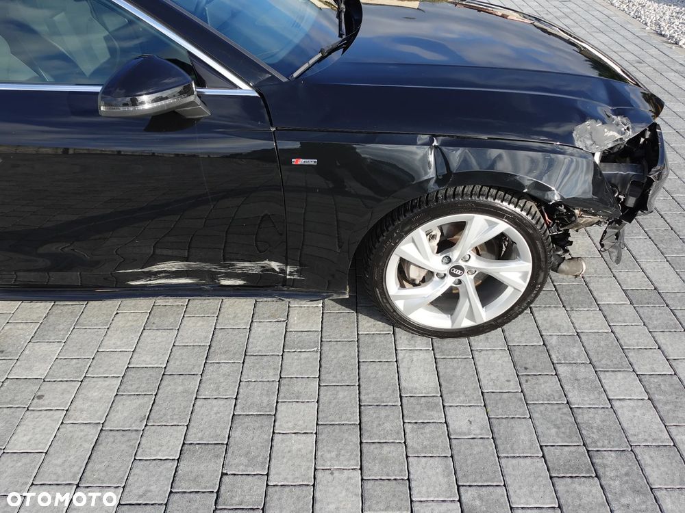 Audi A4 Avant 40 TFSI S tronic - 12