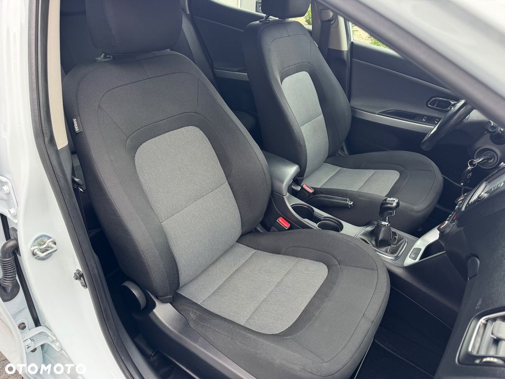 Kia Ceed 1.4 CVVT ISG Dream-Team Edition - 34