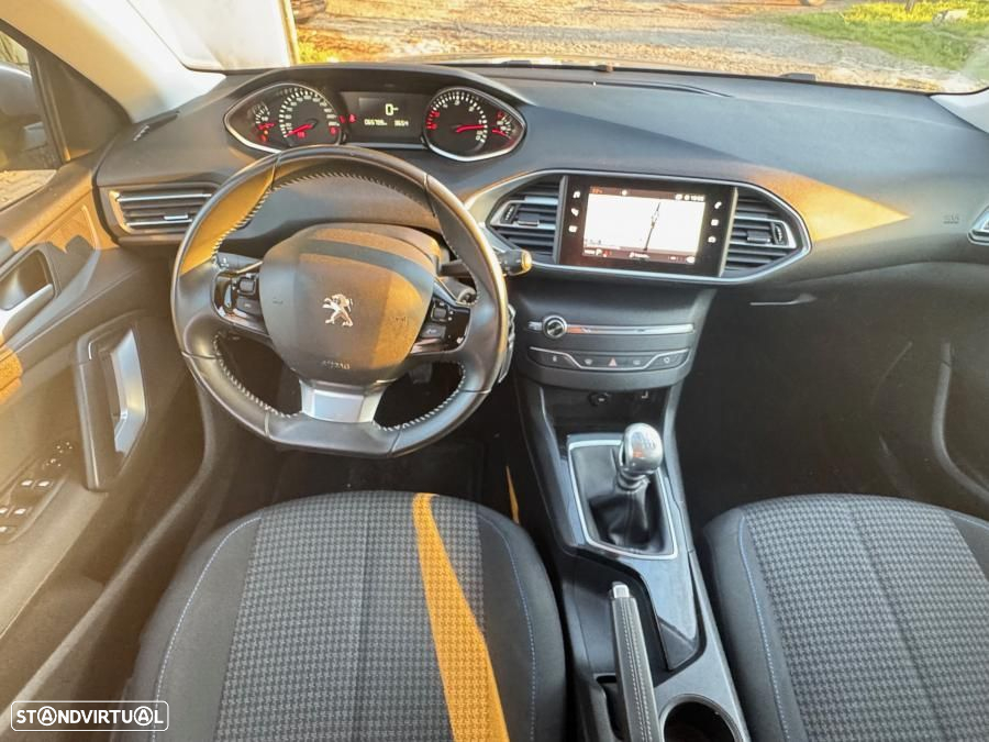 Peugeot 308 1.6 BlueHDi Style J17 - 8