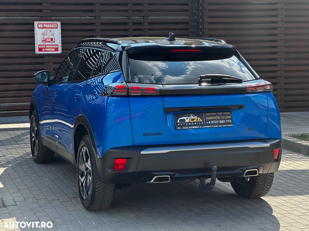 Peugeot 2008 PureTech 130 EAT8 GT - 12