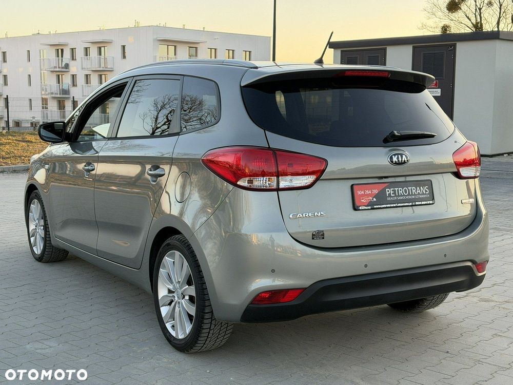Kia Carens 1.7 CRDi Vision - 8