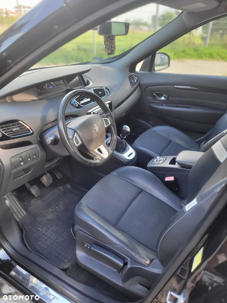 Renault Scenic 1.6dCi Energy Bose Edition - 6
