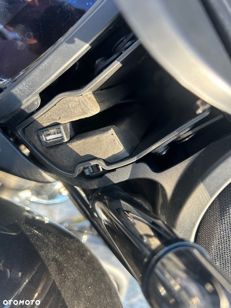 Harley-Davidson Tri Glide - 11