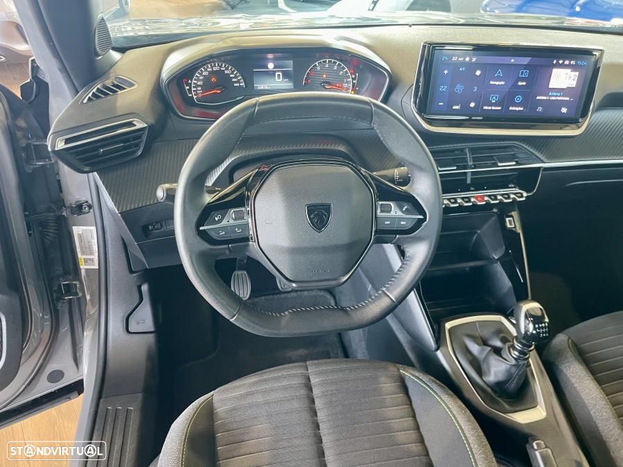 Peugeot 2008 1.2 PureTech Style - 10