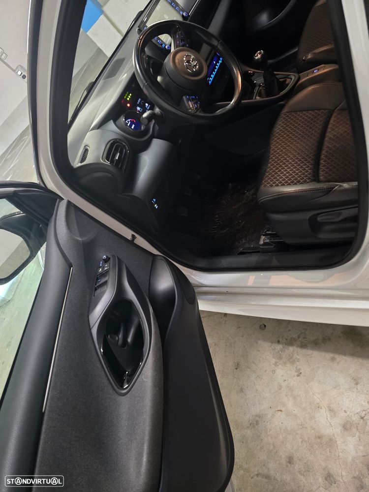 Toyota Yaris 1.5 VVT-i Square Collection - 5